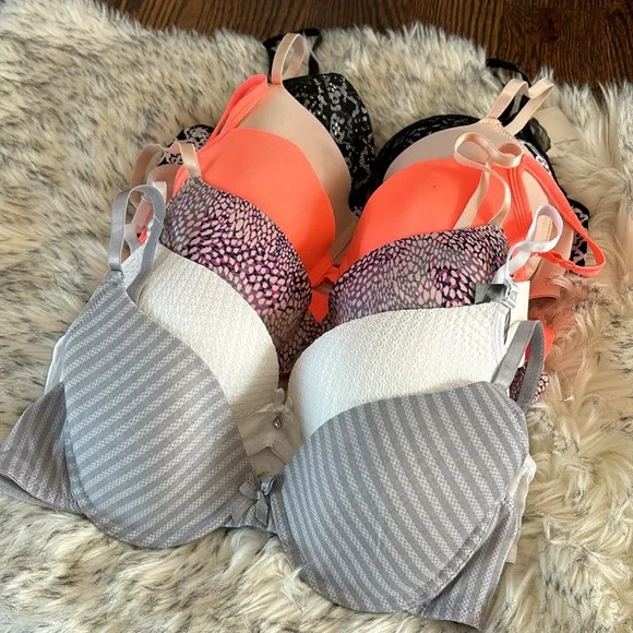 *NWOT 6 BODY NATURALS BRA BUNDLE - Picture 2 of 5